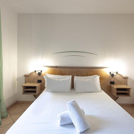 Hotel Tornielli 9 By Lvg Hotel Collection Новара Екстериор снимка