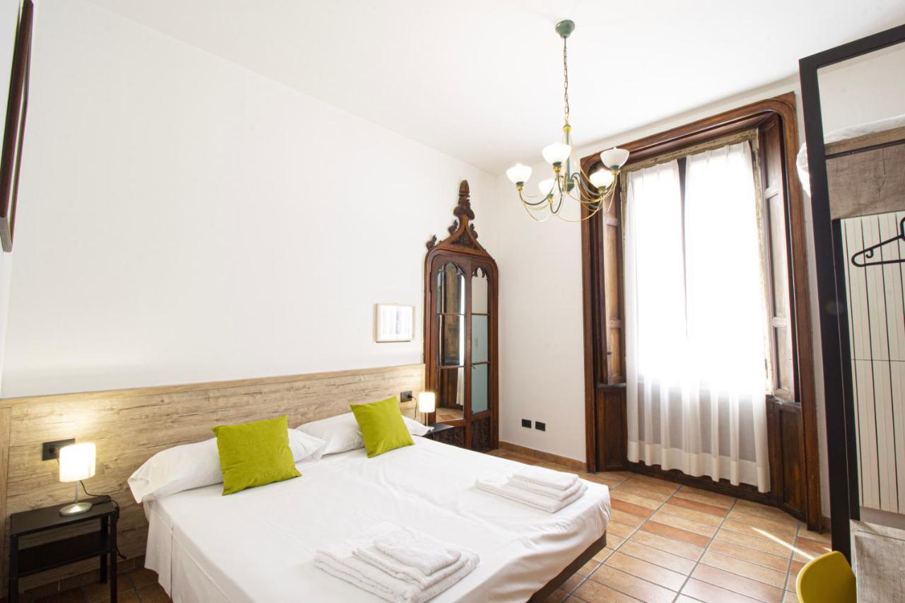 Hotel Tornielli 9 By Lvg Hotel Collection Новара Екстериор снимка