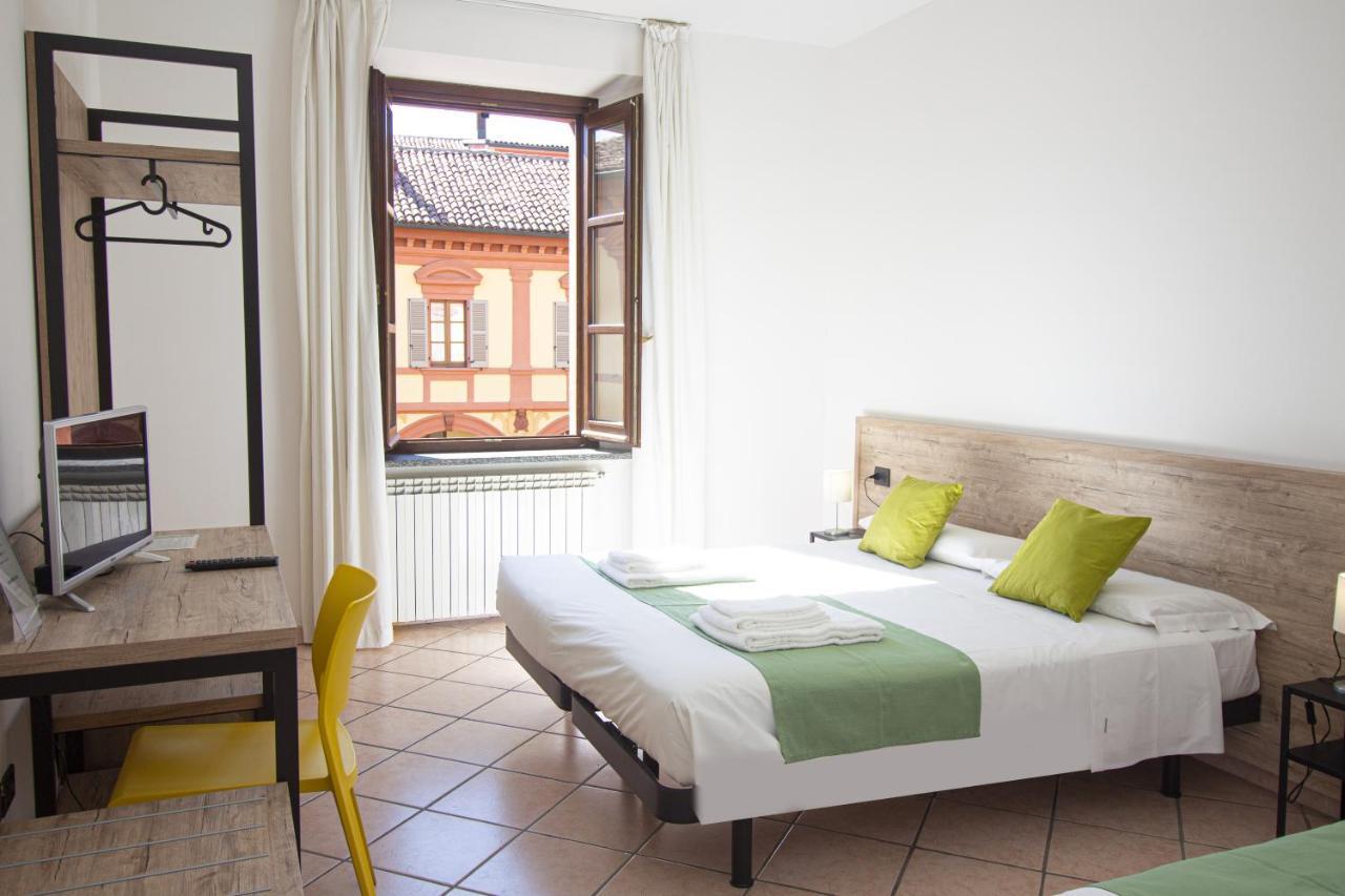 Hotel Tornielli 9 By Lvg Hotel Collection Новара Екстериор снимка