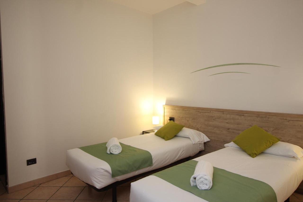 Hotel Tornielli 9 By Lvg Hotel Collection Новара Екстериор снимка
